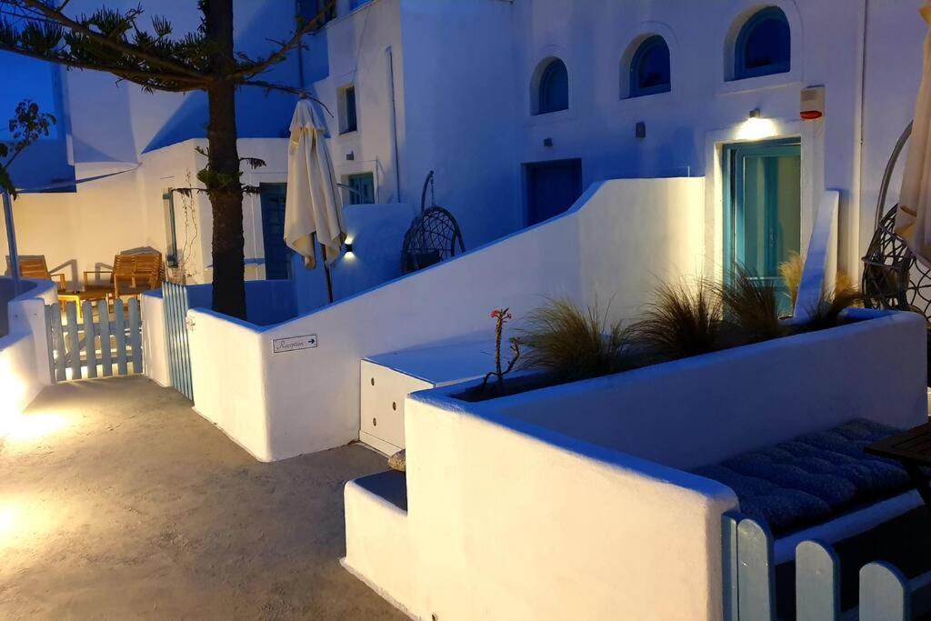 Euphoria Suites & Deluxe Studios Fira  Zewnętrze zdjęcie