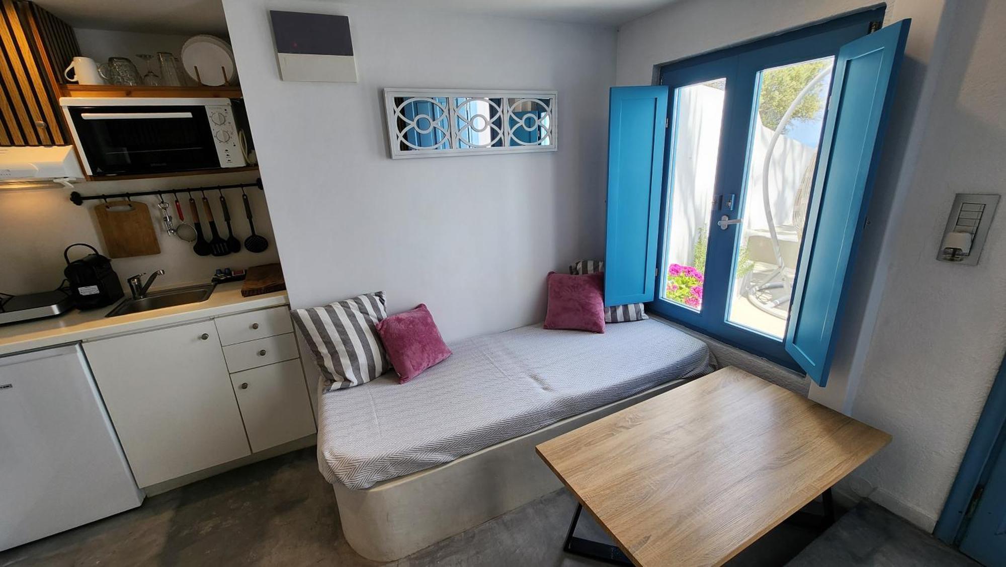 Euphoria Suites & Deluxe Studios Fira  Zewnętrze zdjęcie