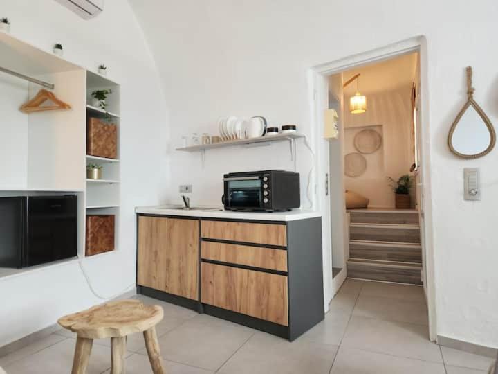Euphoria Suites & Deluxe Studios Fira  Zewnętrze zdjęcie