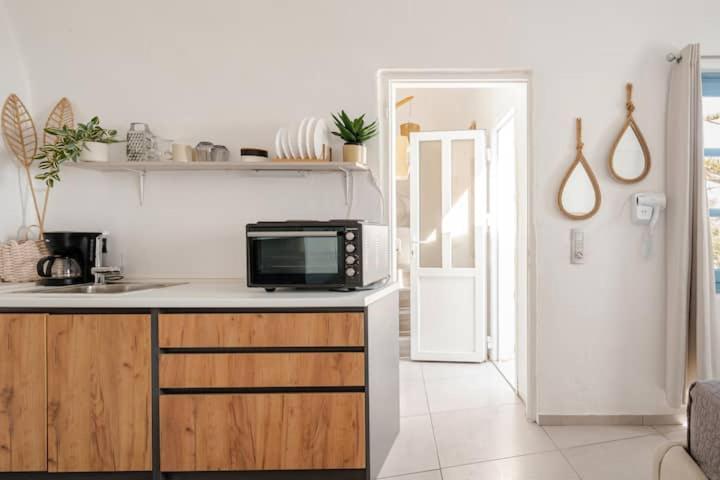 Euphoria Suites & Deluxe Studios Fira  Zewnętrze zdjęcie